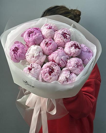 Нежный букет из розовых пионов с доставкой по Астане