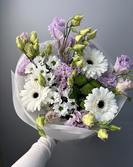 Бело-сиреневая нежность с эустомой с доставкой по Астане