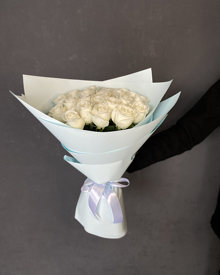 Bouquet of 25 white roses flowers delivered to Astana