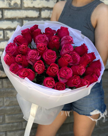 Bouquet of 35 roses with delivery to Almaty