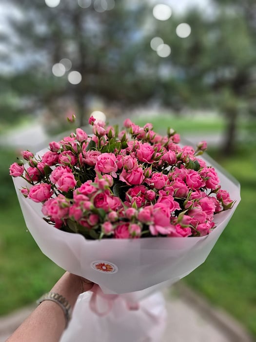 Розовое облако из кустовых роз - купить в Алматы с доставкой