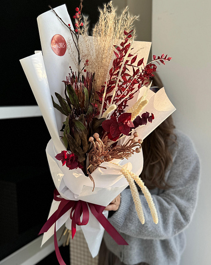 Букет из сухоцветов white & red с доставкой по Астане