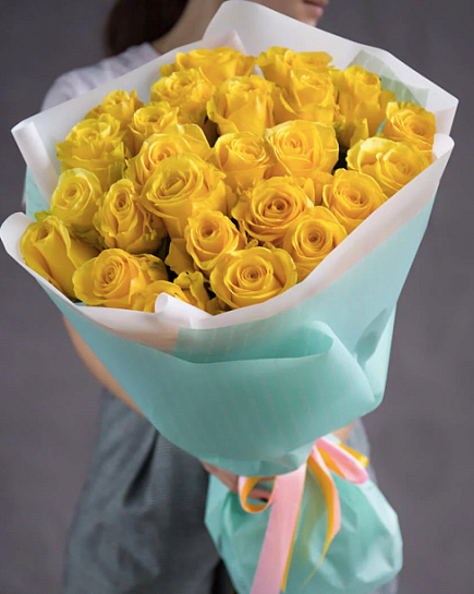 Bouquet of Bouquet of yellow Dutch roses for the New Year flowers delivered to Astana