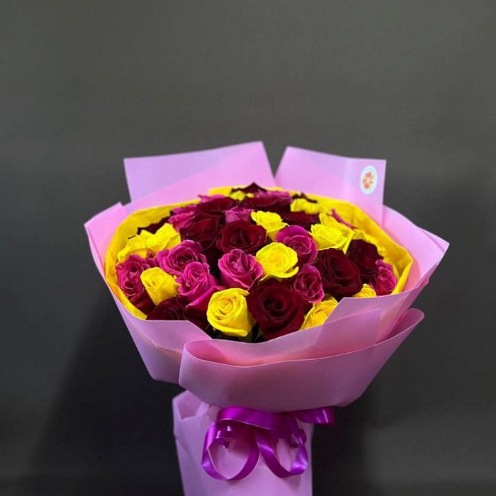 Bouquet of 41 Dutch mix roses