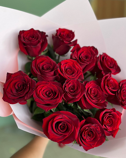 Red Dutch roses with delivery to Kostanay.