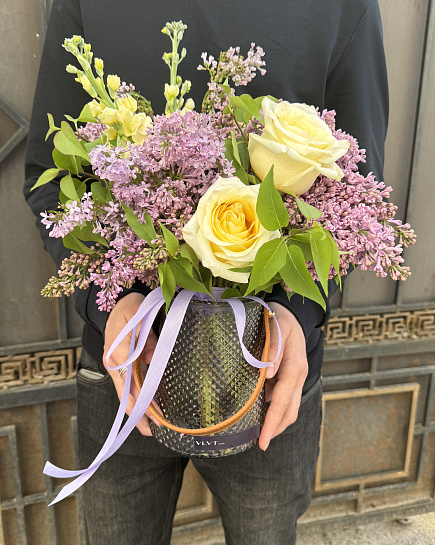 Bouquet of compliment flowers delivered to Almaty