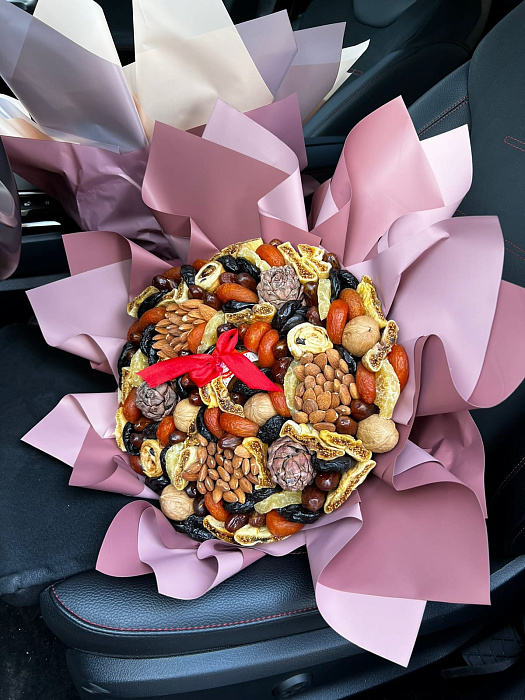 Bouquet of dried fruits with honey