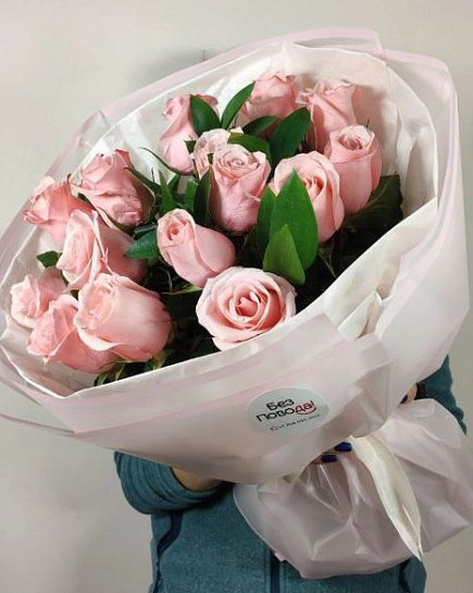 Bouquet of 15 pink roses Ecuador with delivery to Almaty