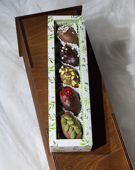 Bouquet of Dates in Belgian chocolate 5 pcs flowers delivered to Almaty