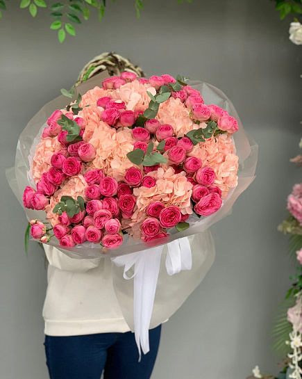 Bouquet of Gradation Pink flowers delivered to Almaty