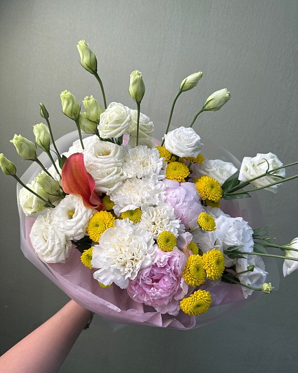 Весенний микс с пионами и эустомой with delivery to Astana