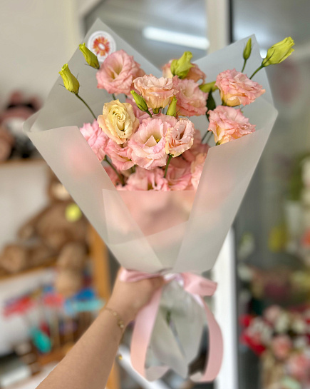 Bouquet of lisianthus flowers delivered to Almaty