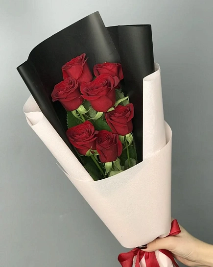 Bouquet of Bouquet of 7 roses 40-50 cm flowers delivered to Aralsk