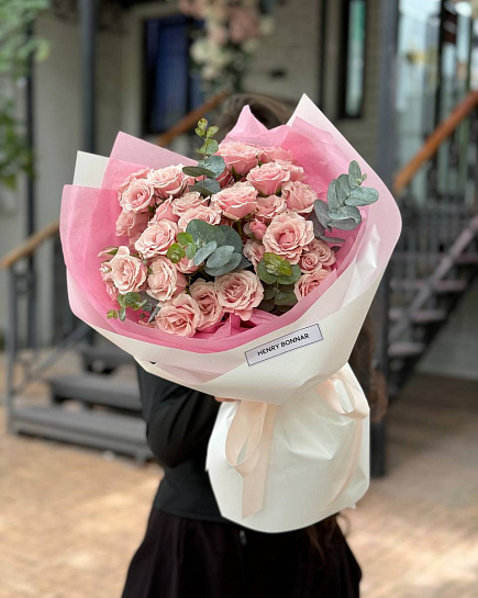 Bouquet of Monobouquet of spray roses flowers delivered to Almaty