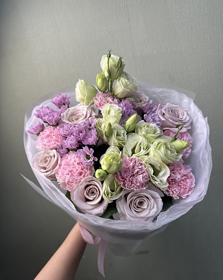 Пастельная палитра с эустомой и розами with delivery to Astana
