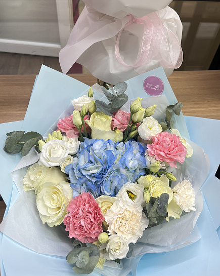 Assembled bouquet with delivery to Astana