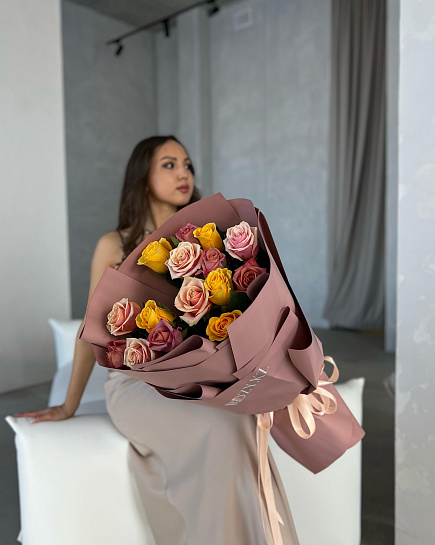 Bouquet of Bouquet of 15 roses (80cm) flowers delivered to Astana