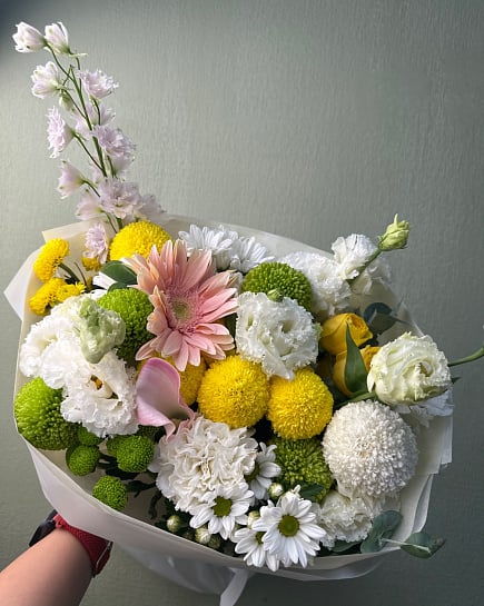 Яркий микс из хризантем и гербер with delivery to Astana