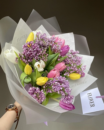 15 тюльпанов, 4 сирени  с доставкой по Астане
