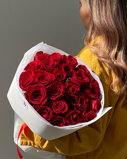 Моно букет из 25 голландских роз с доставкой по Алматы