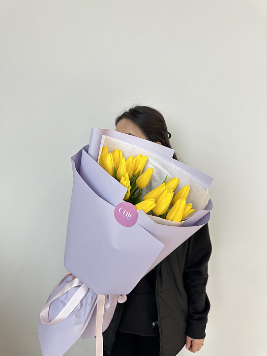 Bouquet of 15 large-bud tulips