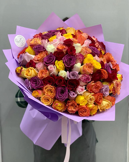 101 роза MIX 50 см в оформлении с доставкой по Алматы