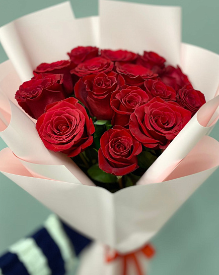 Букет из 15 красных роз с доставкой по Алматы