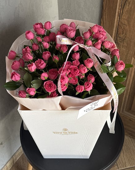Розовое очарование кустовых роз with delivery to Astana