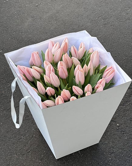 Тюльпаны  с доставкой по Алматы