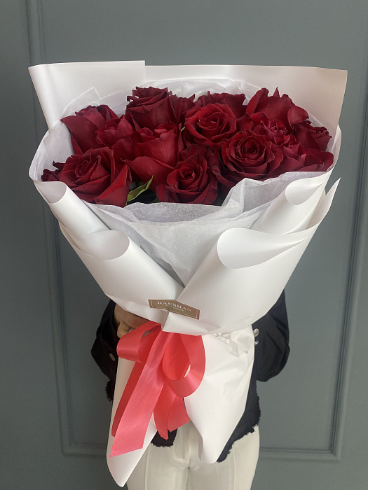 Mono bouquet of 15 roses