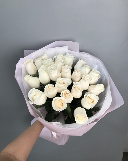 25 roses with delivery to Almaty