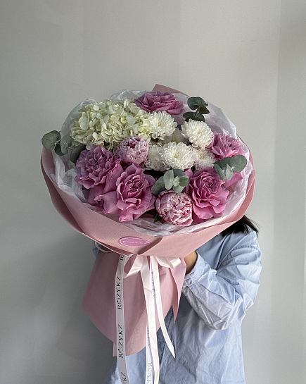 Assembled bouquet with delivery to Astana