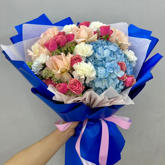 Beautiful Euro bouquet for your beloved