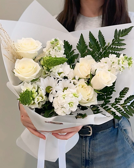 Bouquet of Snow White flowers delivered to Astana