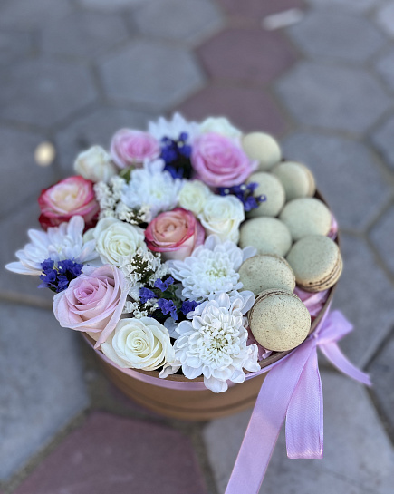 Delicate macarons with delivery to Kostanay.