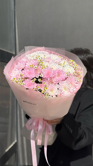 Bouquet Spring in the shower in a pink shade Bouquet Spring in the shower in a pink shade