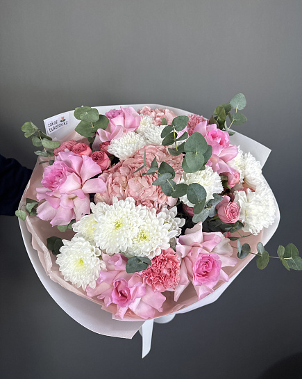Assembled bouquet with delivery to Astana