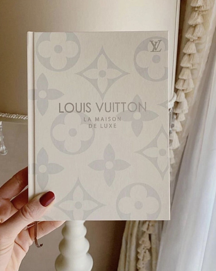 Bouquet of Notebook LOUIS VUITTON flowers delivered to Astana