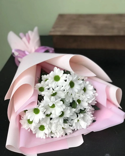 Bouquet of Delicate bouquet of daisies flowers delivered to Kostanay.
