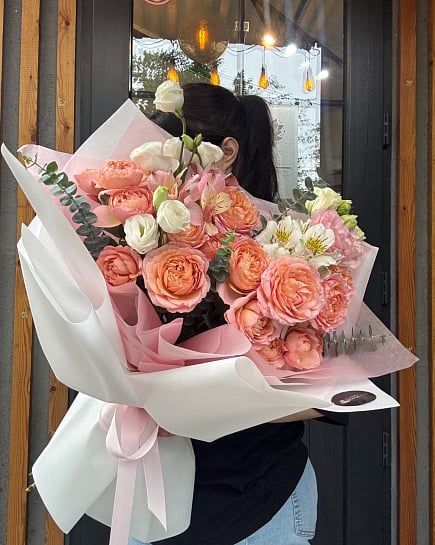 Персиковый закат с пионовидными розами with delivery to Almaty