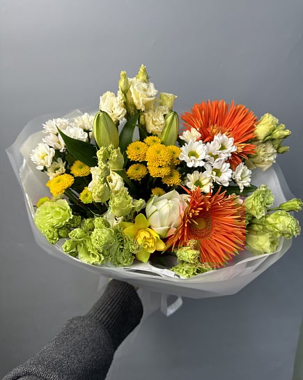 Солнечный микс с герберами и эустомой с доставкой по Астане