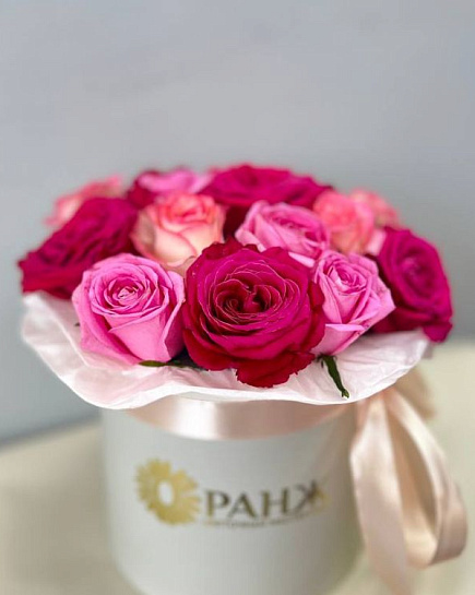 Букет из 15 микс роз в коробке в Алматы  с доставкой по Алматы