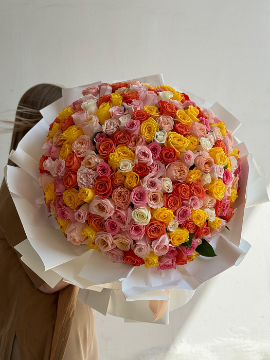 Bouquet of 201 roses