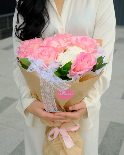 Bouquet of Bouquet of roses and chrysanthemums flowers delivered to Taraz