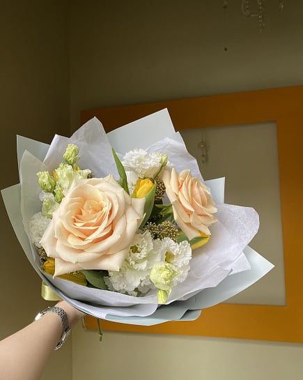 Нежный букет из роз и эустомы с доставкой по Астане