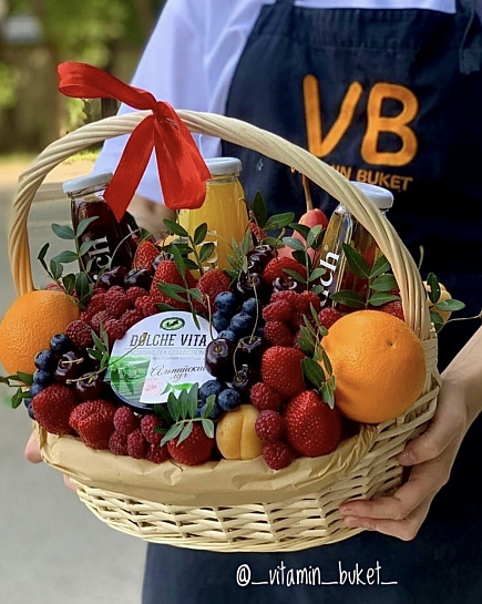 Fruit basket with juice with delivery to Astana