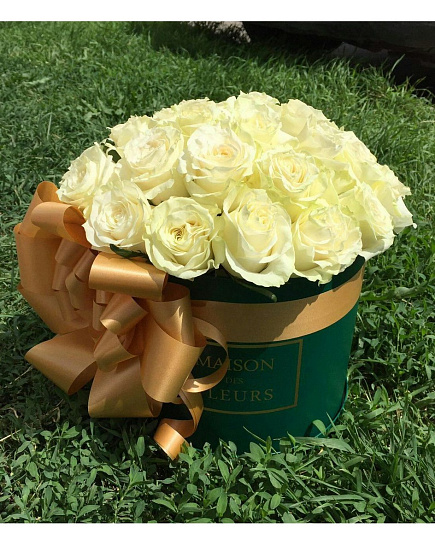 Букет из белых роз "Миледи" с доставкой по Рудном
