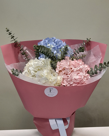 Bouquet of Hydrangea 3pcs flowers delivered to Almaty