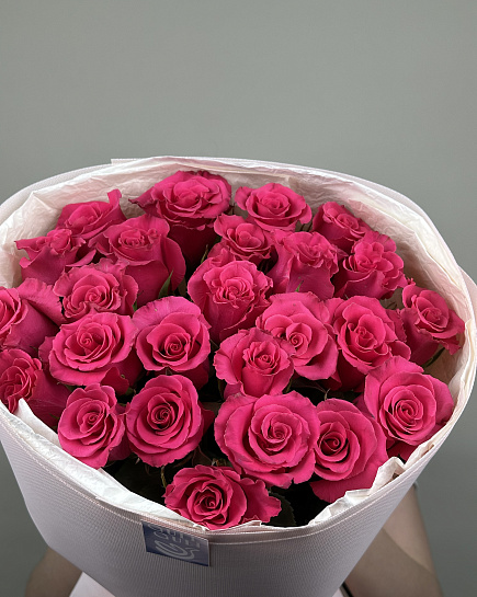 25 crimson roses with delivery to Astana