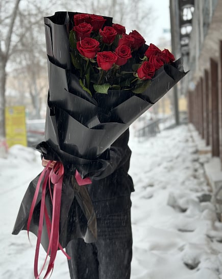 15 роз метровых  с доставкой по Караганде